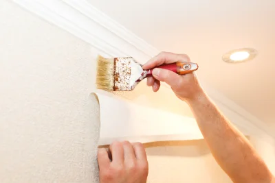 Pose de papier peint à Pierrefitte-en-Auge — revêtements muraux et toiles de verre